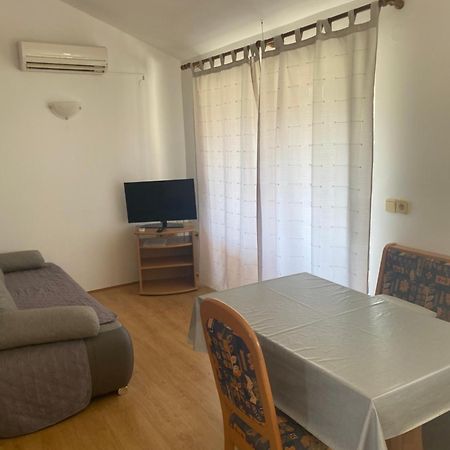 Apartments Nautica Barbat na Rabu المظهر الخارجي الصورة