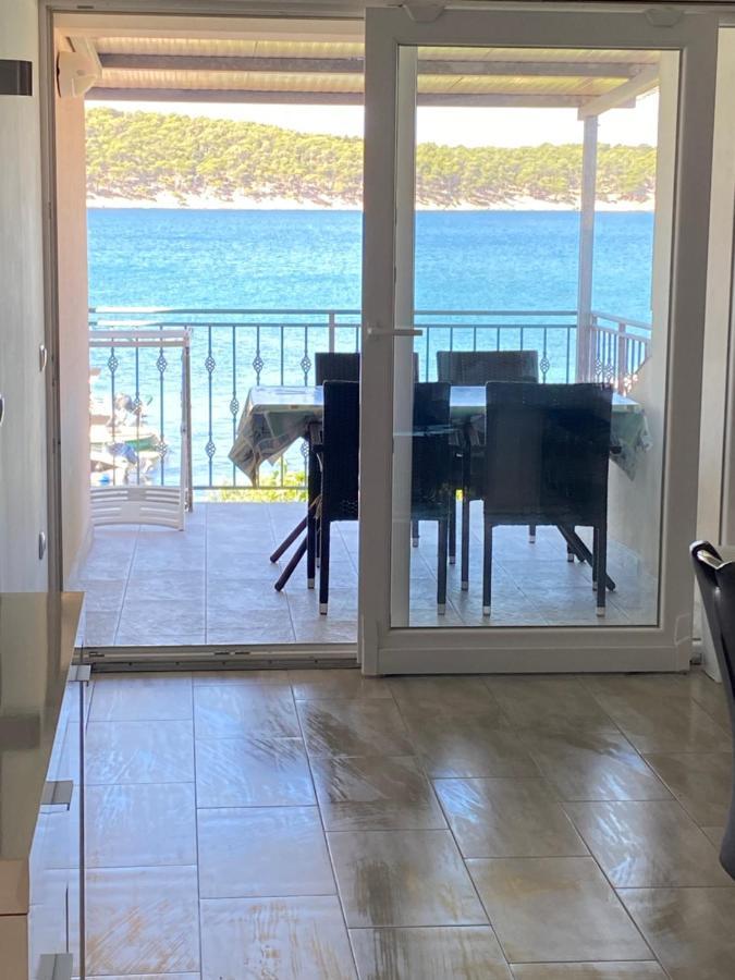 Apartments Nautica Barbat na Rabu المظهر الخارجي الصورة