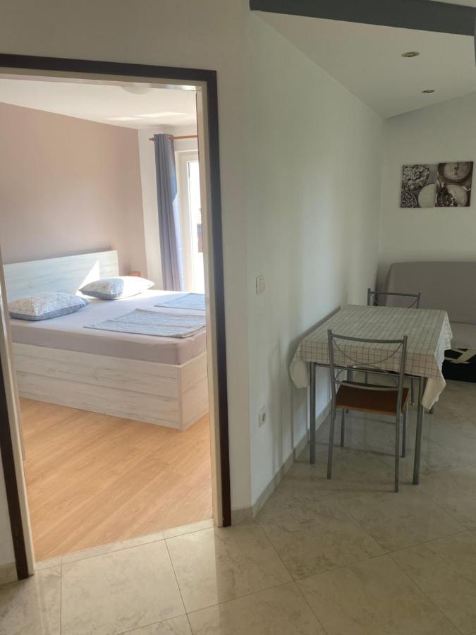 Apartments Nautica Barbat na Rabu المظهر الخارجي الصورة