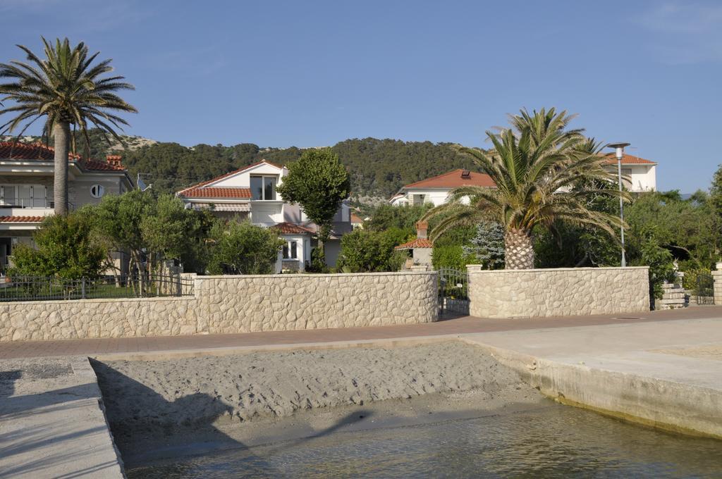 Apartments Nautica Barbat na Rabu الغرفة الصورة